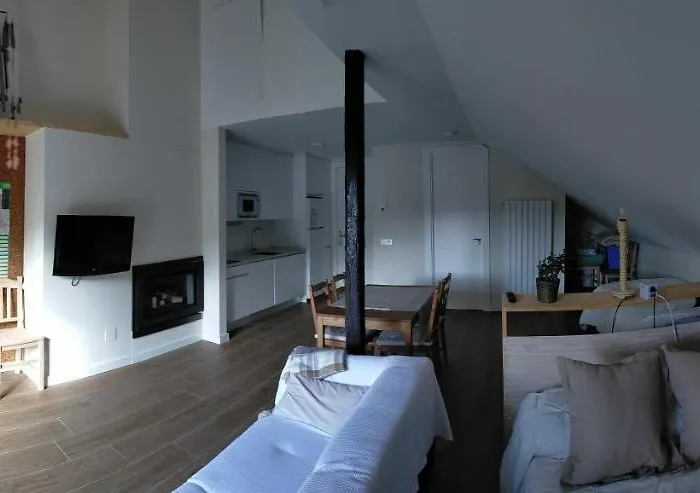 Casa Cotefablo. Aloj Gorgol